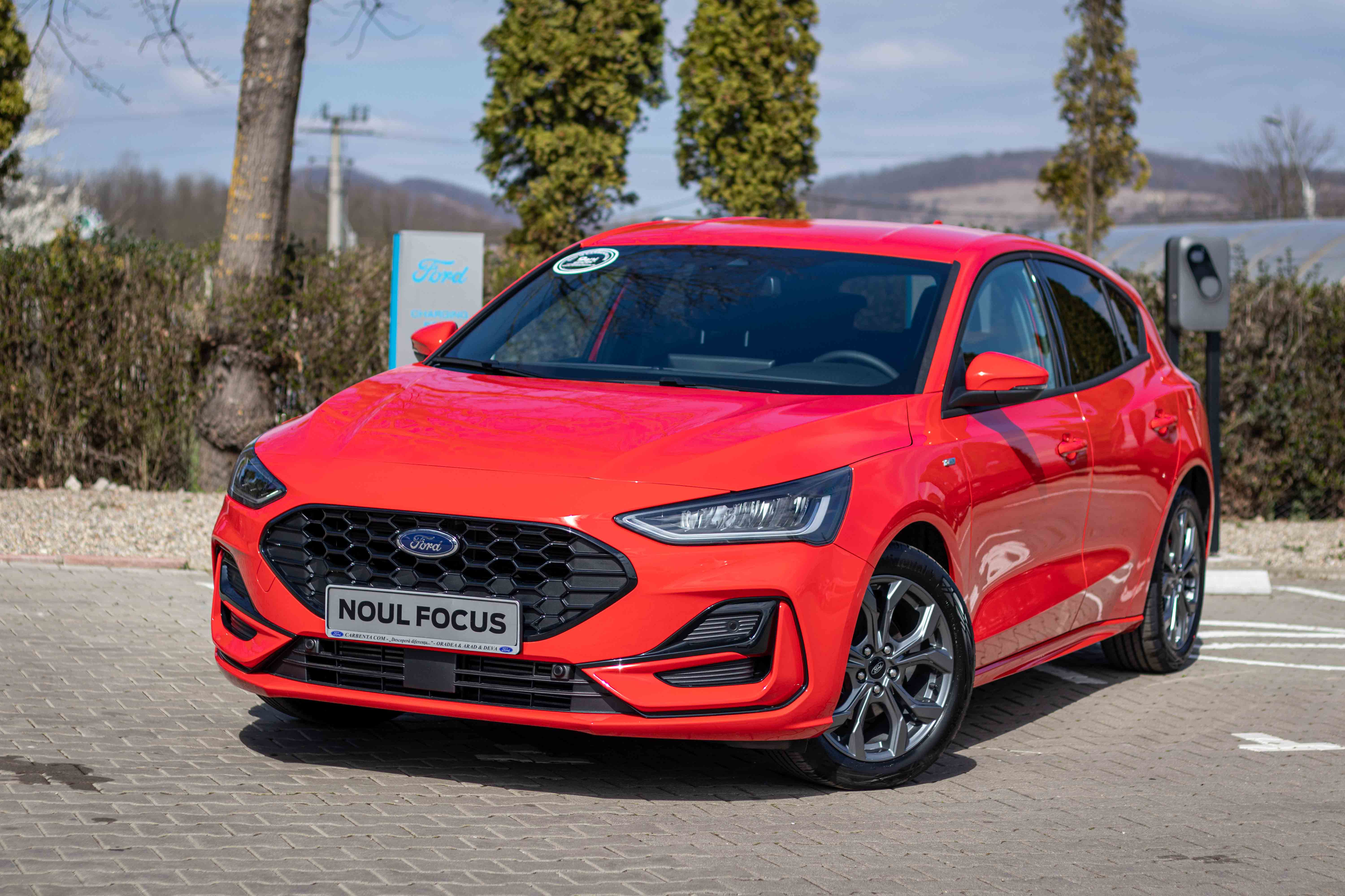 Focus MCA ST LINE X 5 usi Race Red 1
